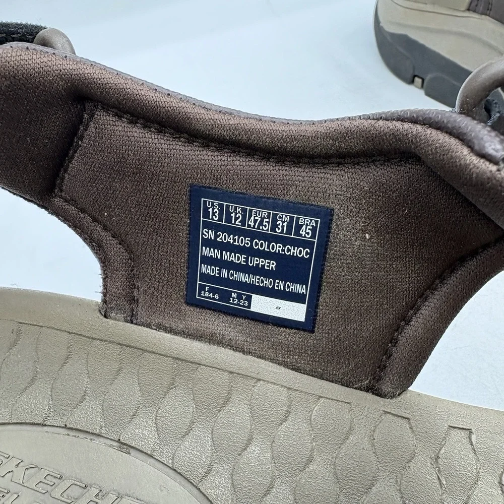 Skechers pre owned